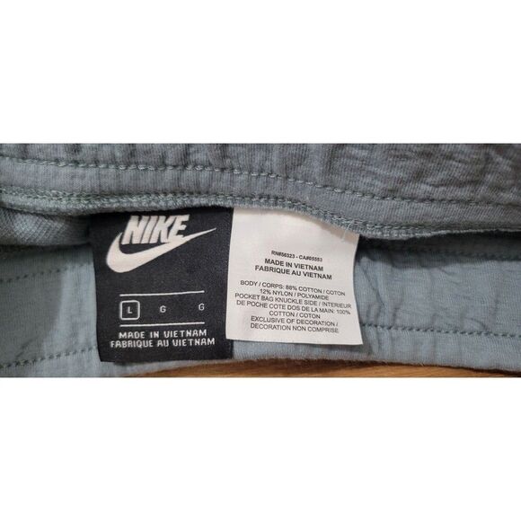 Nike Fleece Shorts Size Large Men's Blue Shorts 8' in Inseam Nike Swoosh Logo - Picture 6 of 12